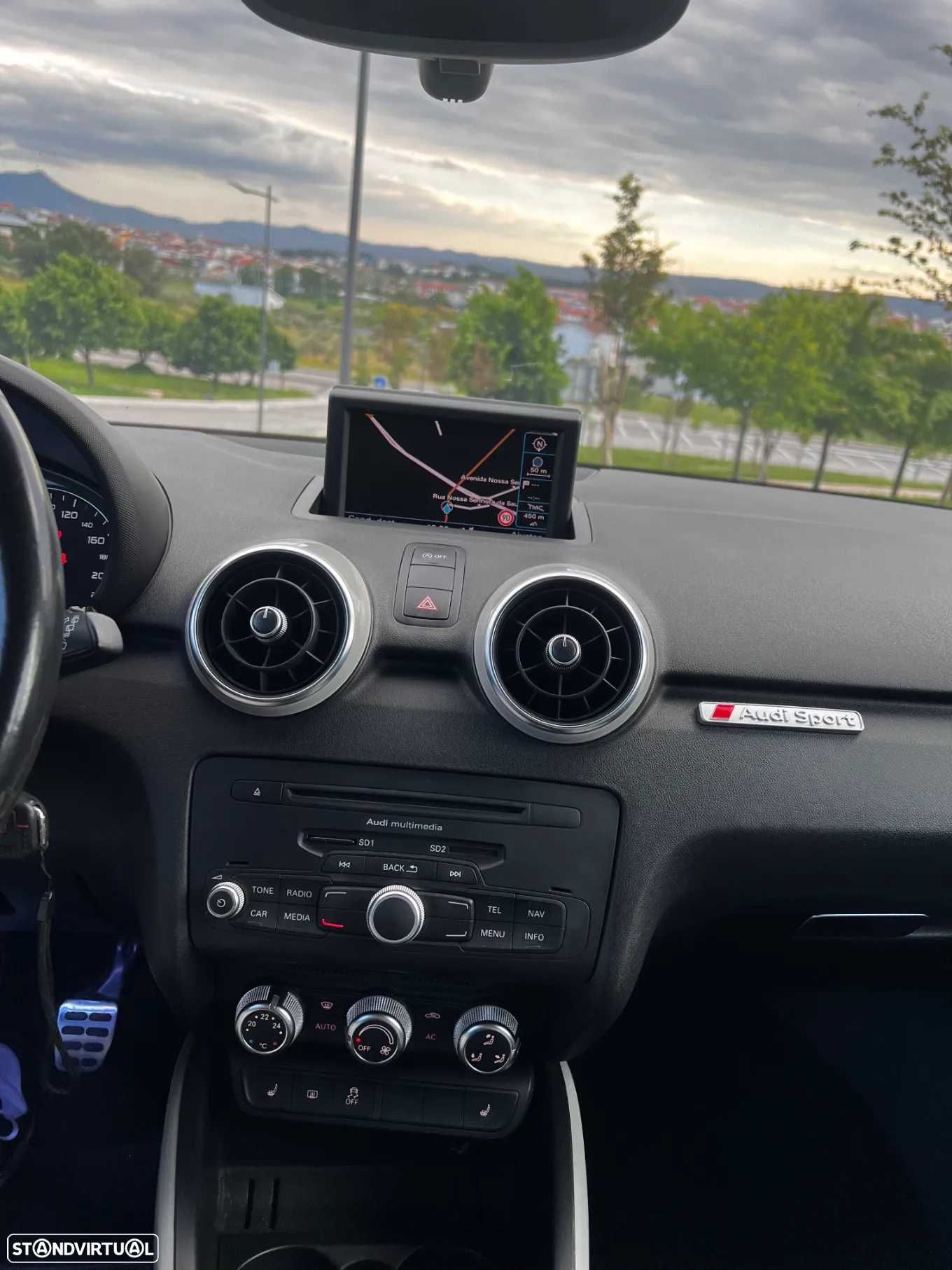 Audi A1 Hatchback 1.6 TDI *BAIXA DE PREÇO*