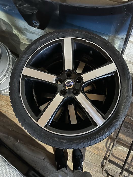 Зимова резина Hankok з дисками 225/40/18