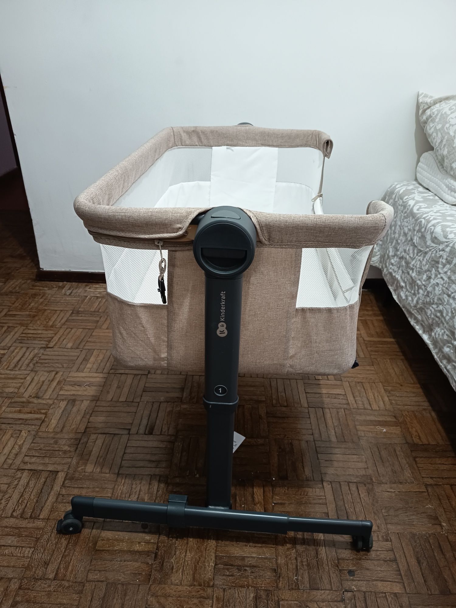 Berço de co-leito 2 em 1 NESTE UP 2 da Kinderkraft