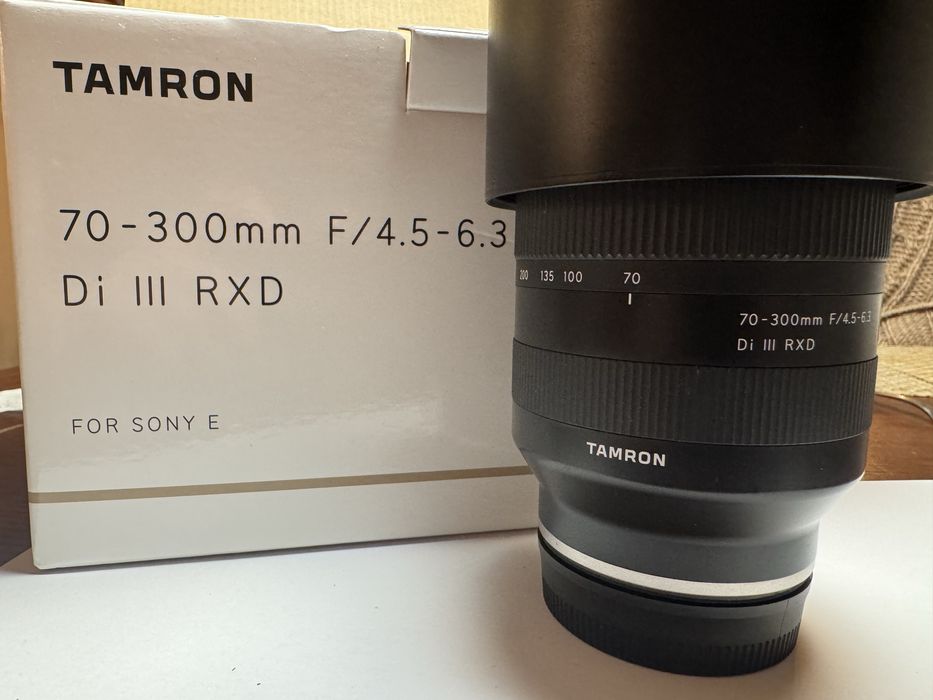 Tamron 70-300 f/4,5 - 6,3 Di III RXD do sony e