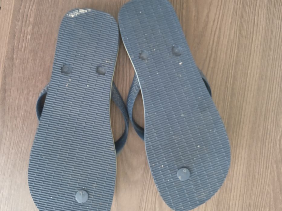 Magic p.43,havaianas p.42,41,40