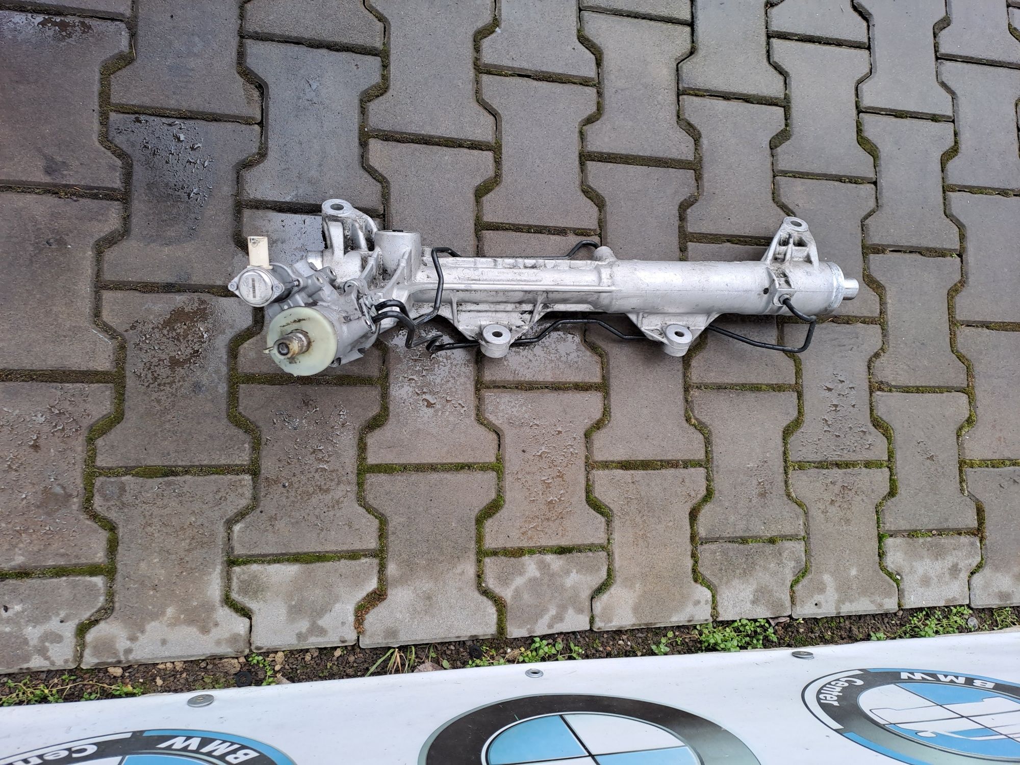 Рейка гідравлічна з датчиком BMW f01 f02  рейка активна бмв ф01 ф02