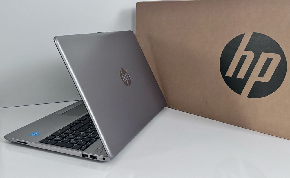 Новий Ноутбук HP 250 G9
