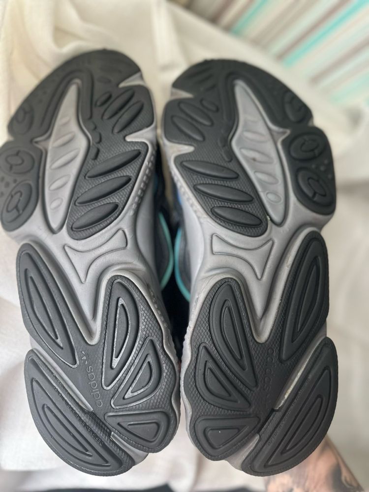 Кросівки Adidas ozweego ee7004