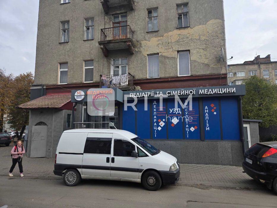 Продам кімнату в гуртожитку на Воз'єднанні!