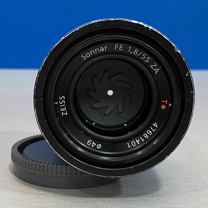 Sony Carl Zeiss Sonnar FE 55mm f/1.8 ZA T*