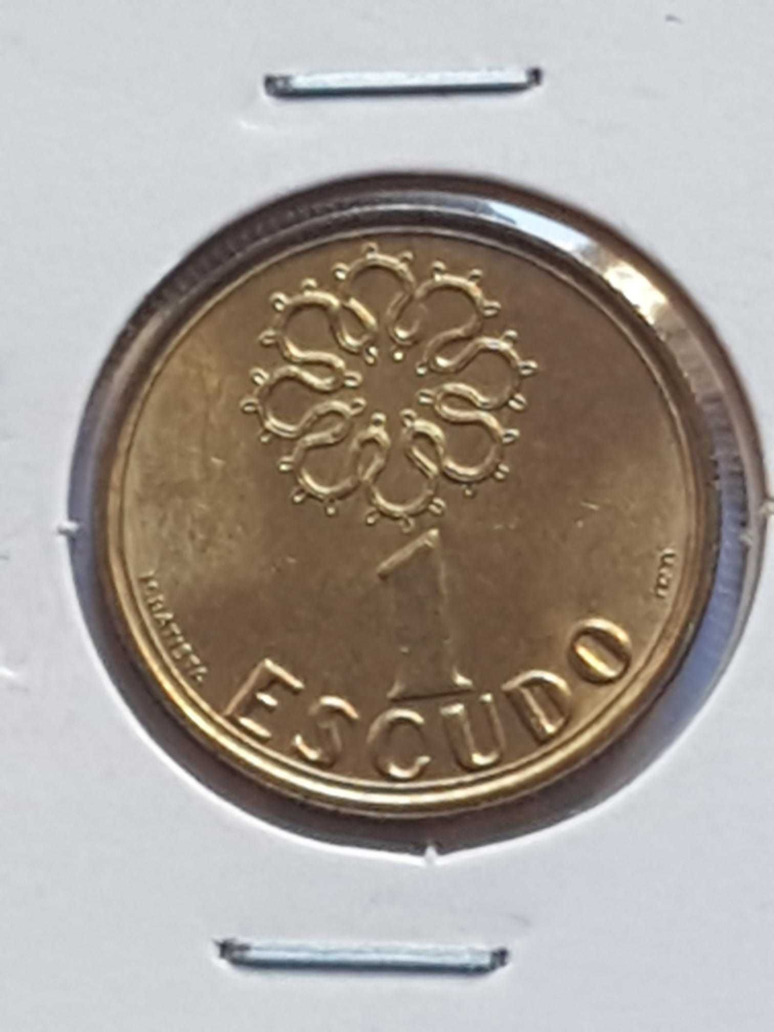 Moeda 1 Escudo Latão Niquel República 2000 (BELA)