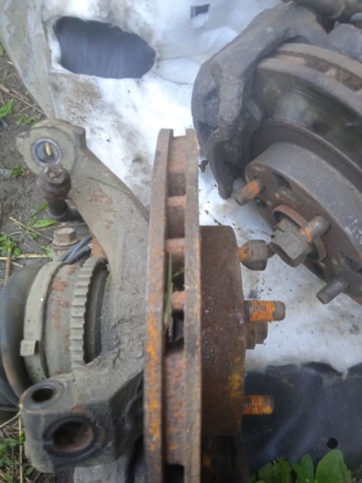 Продається мотор й коробка  мазда 323f 2.0 TDі  2002 рік з проводкою