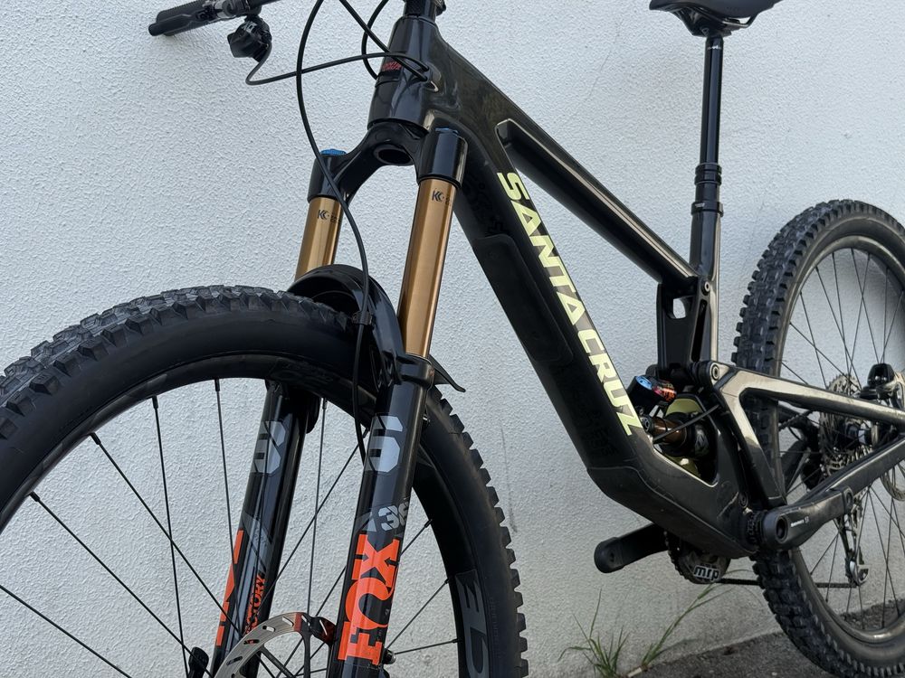 Santa Cruz Megatower CC V2 - Tamanho L