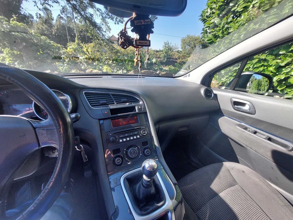 Peugeot 5008 1.6 HDi