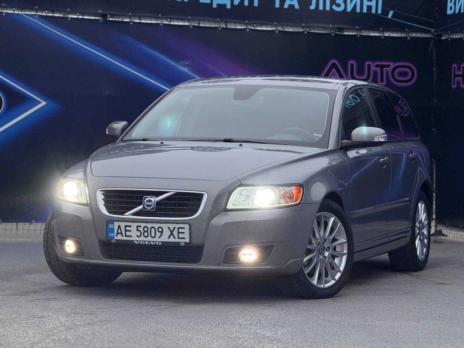 Volvo V50 2008, 2.0 дизель, механика 6-ст