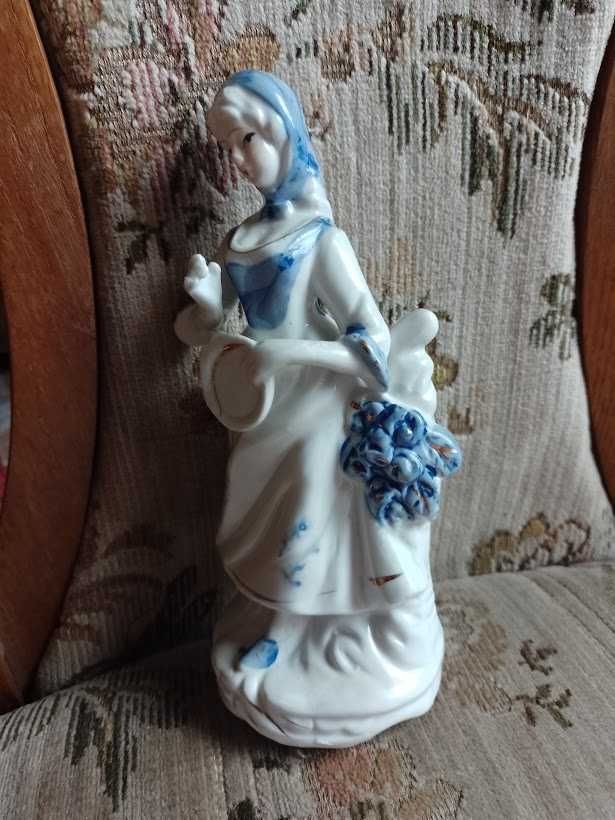 Figurka porcelanowa dziewczynka dekoracja 20 cm Kolekcja