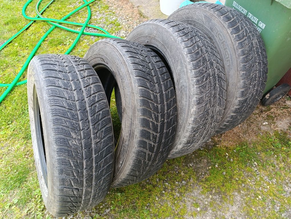 Opony Nokian WR SUV 3 - zimowe, 225/65/17, bieżnik 6 mm, super stan