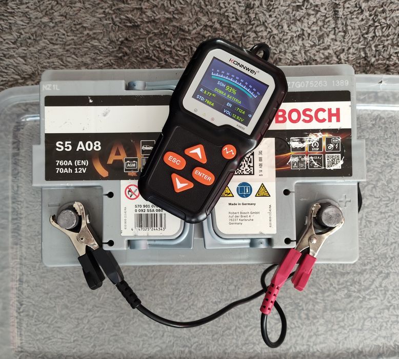 Akumulator BOSCH AGM 70Ah 760a