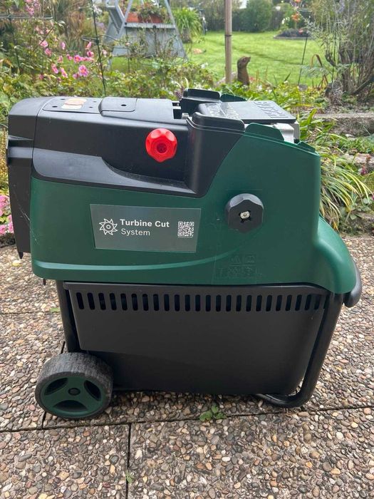 RĘBAK Rozdrabniacz DO GAŁĘZI 2500W 230kgh AXT25TC AXT 25 BOSCH-Wysyłka