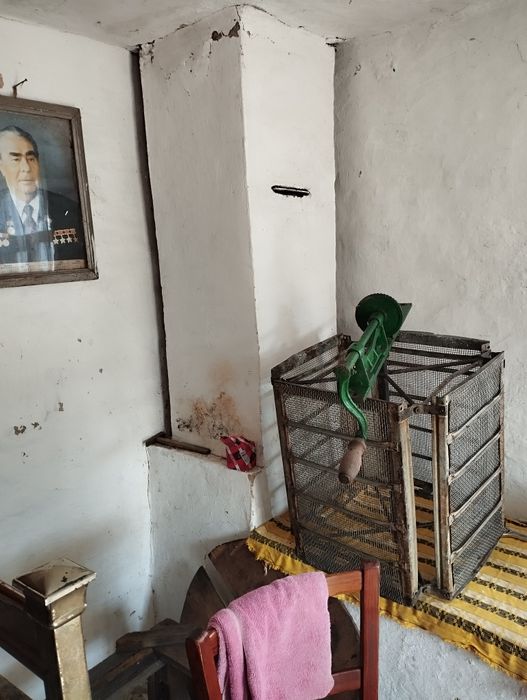 Улья, медогонка, рамки