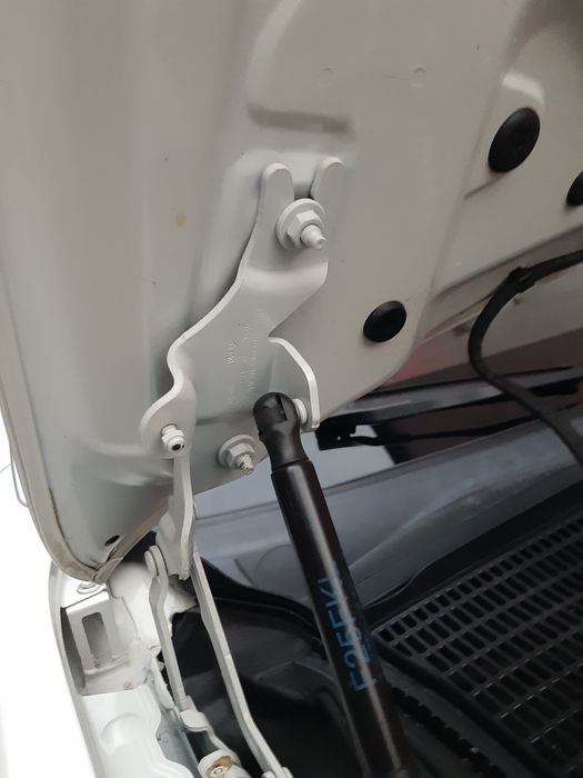 BMW X3 Подам автомобіль.  Авто не битий не фарбований на 100%.