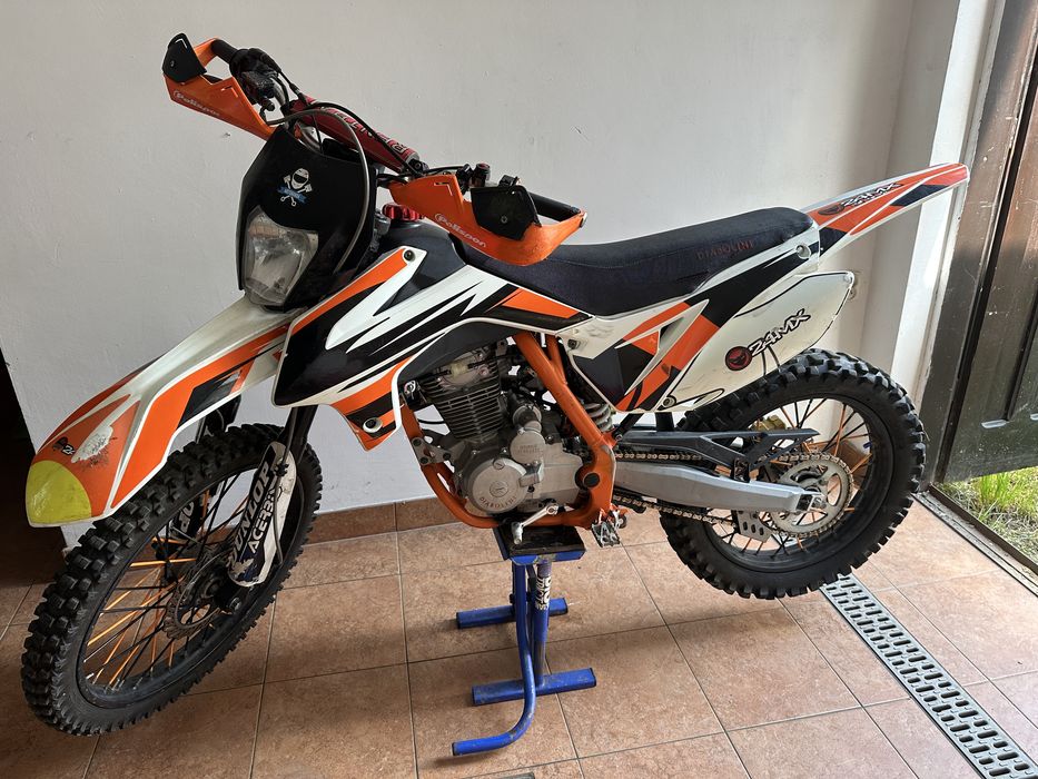 Diabolini 250  xmotos kayo asix
