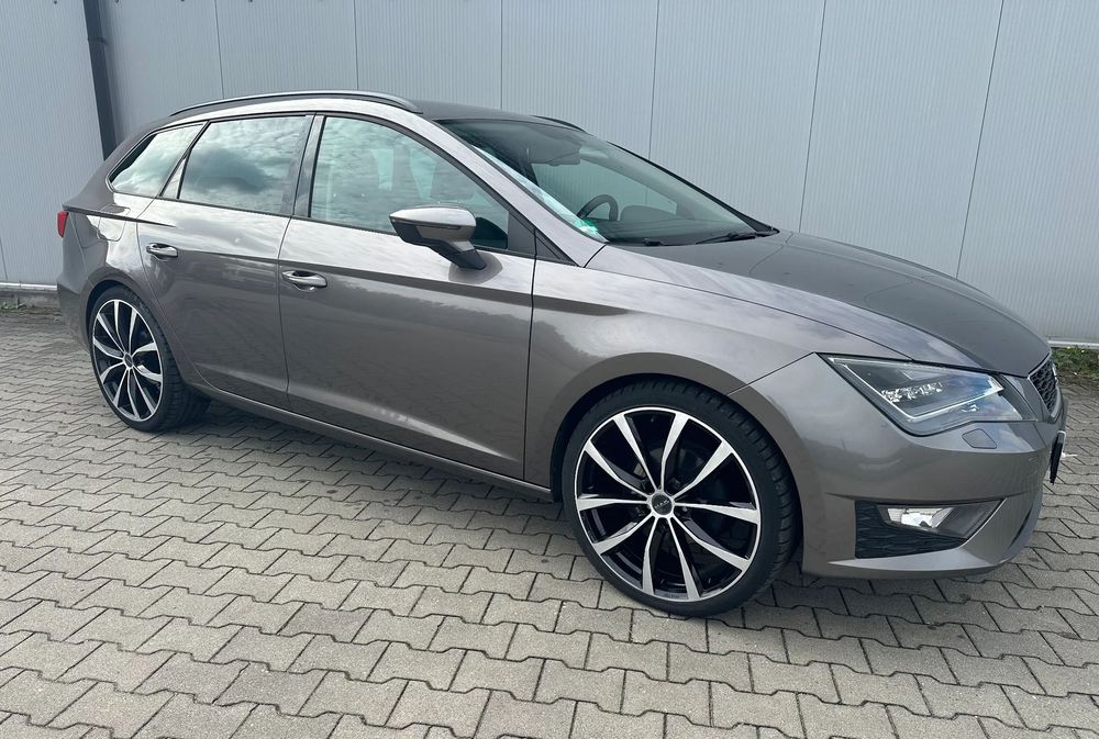 Seat Leon Bezwypadkowy # Serwis ASO # Transport GRATIS