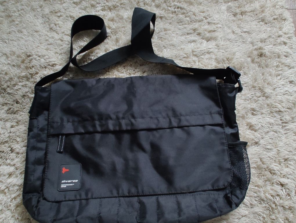 Torba na ramię/laptop Diverse