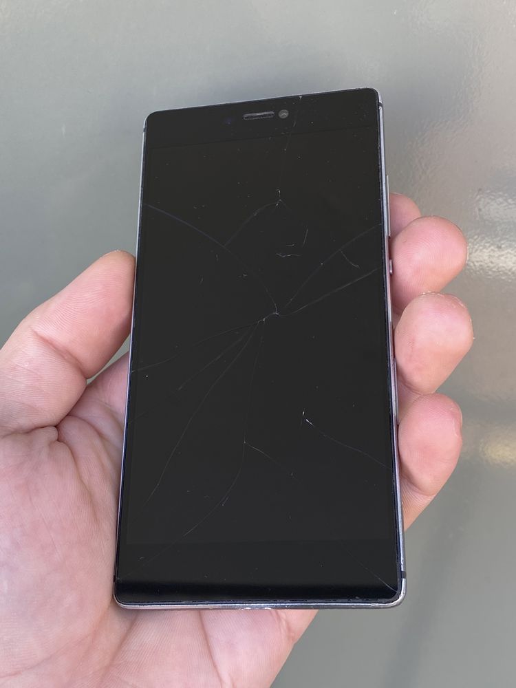 Huawei P8(GRA-L09) на запчасти