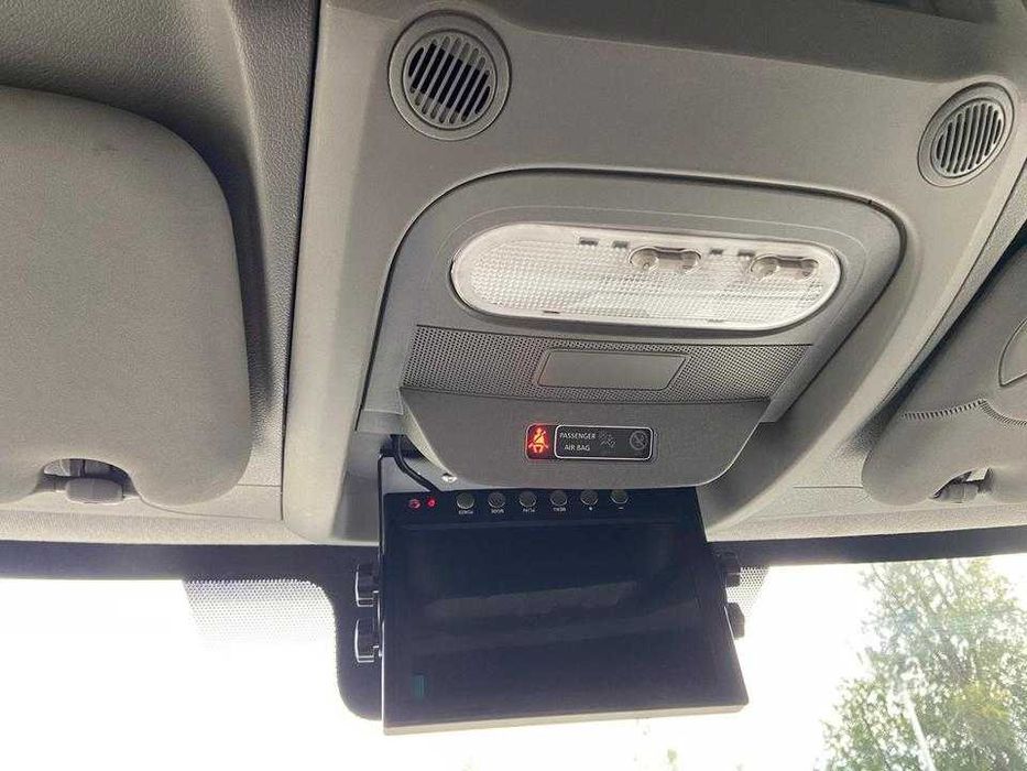 Renault transportador de cavalos 1-2 cavalos, ano de fabrico 2024