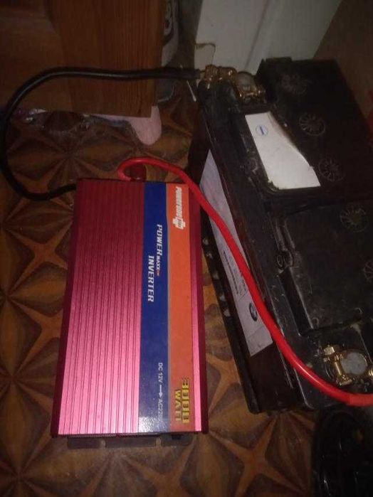 Продам инвертер напряжения 3 квт (12 в)