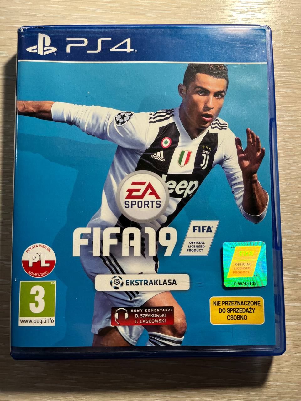 Fifa 2019 - Игра на приставку PS4 Идеальное состояние