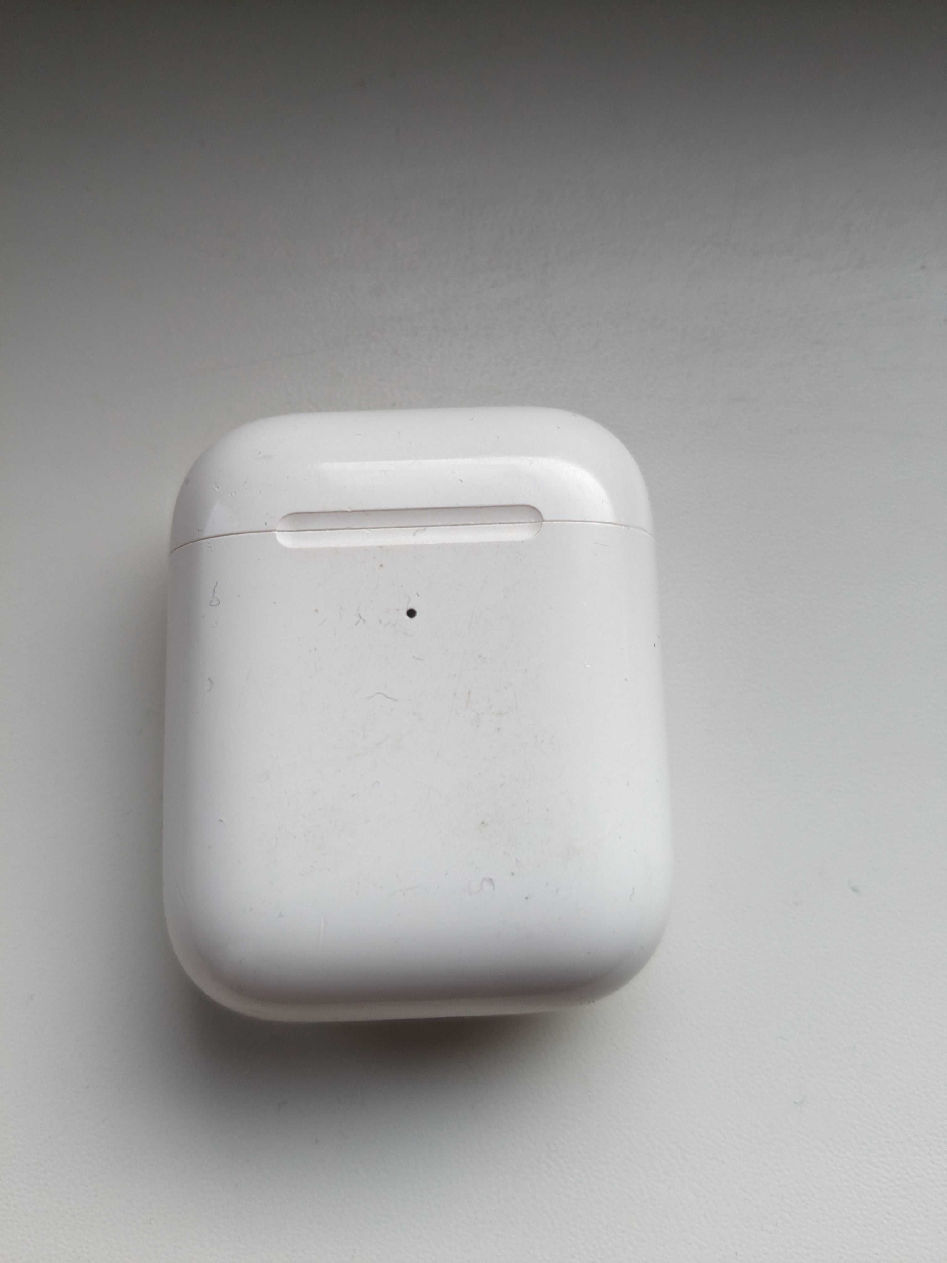 Charging Case для Apple AirPods 2 MV7N2 (оригинал)