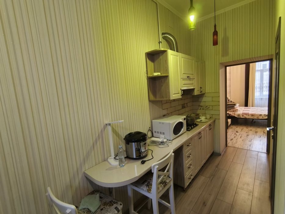 Оренда 1 кім. Медова ( Малевич), 25 кв.м., 15 000 грн