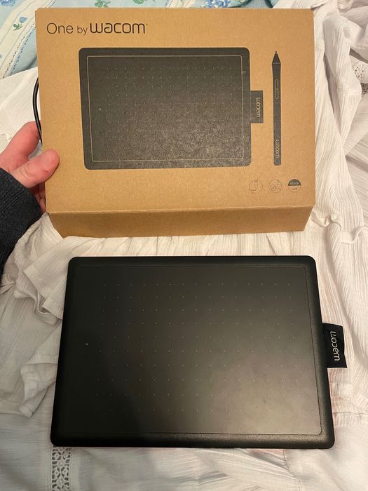 Tablet graficzny One by Wacom