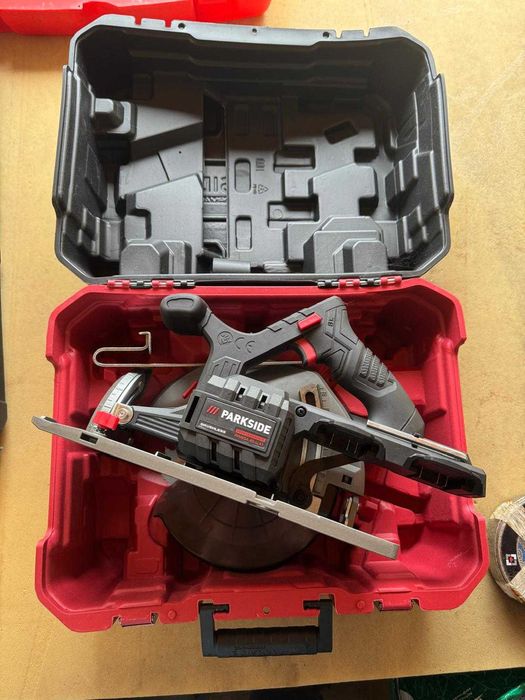 Serra Circular Portátil Parkside Performance 40V: nunca usada