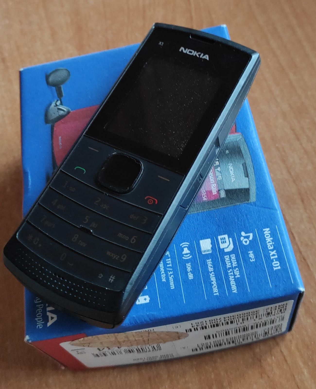 Nokia X1 01 działa w każdej sieci dual SIM super stan
