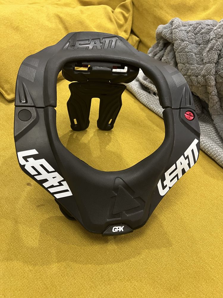 LEATT Neck Brace GPX 5.5 Steel L/XL