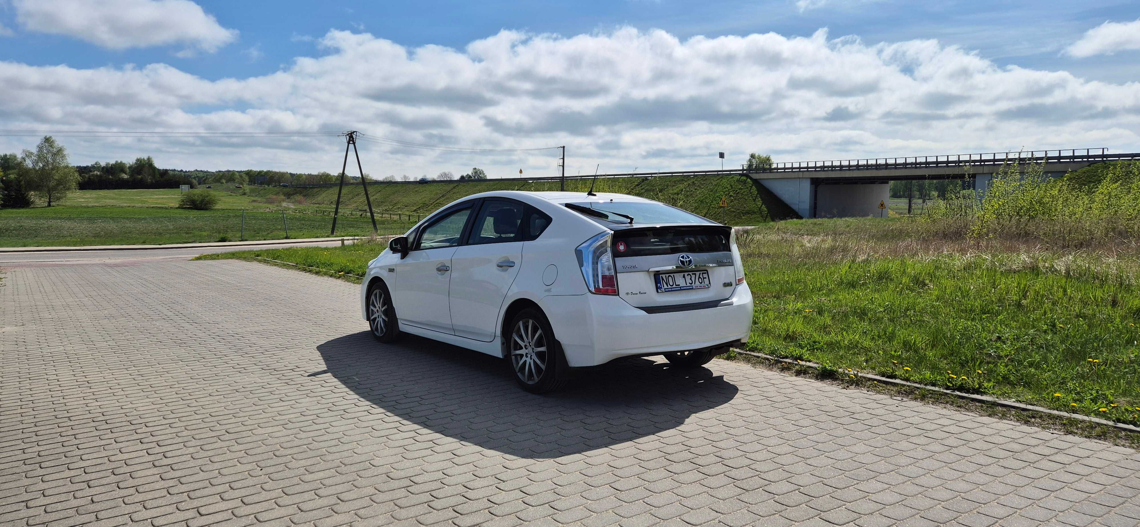 1.8 hybryda -Plug-in -navi-alu-serwis-zarejestrowany.