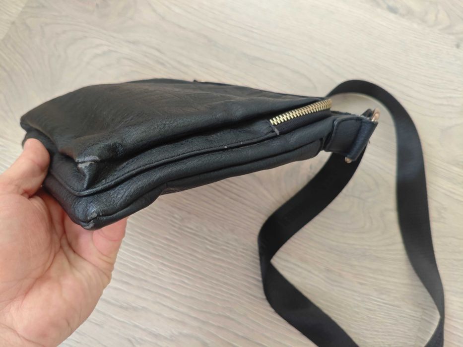 Шкіряна чоловіча сумка через плече