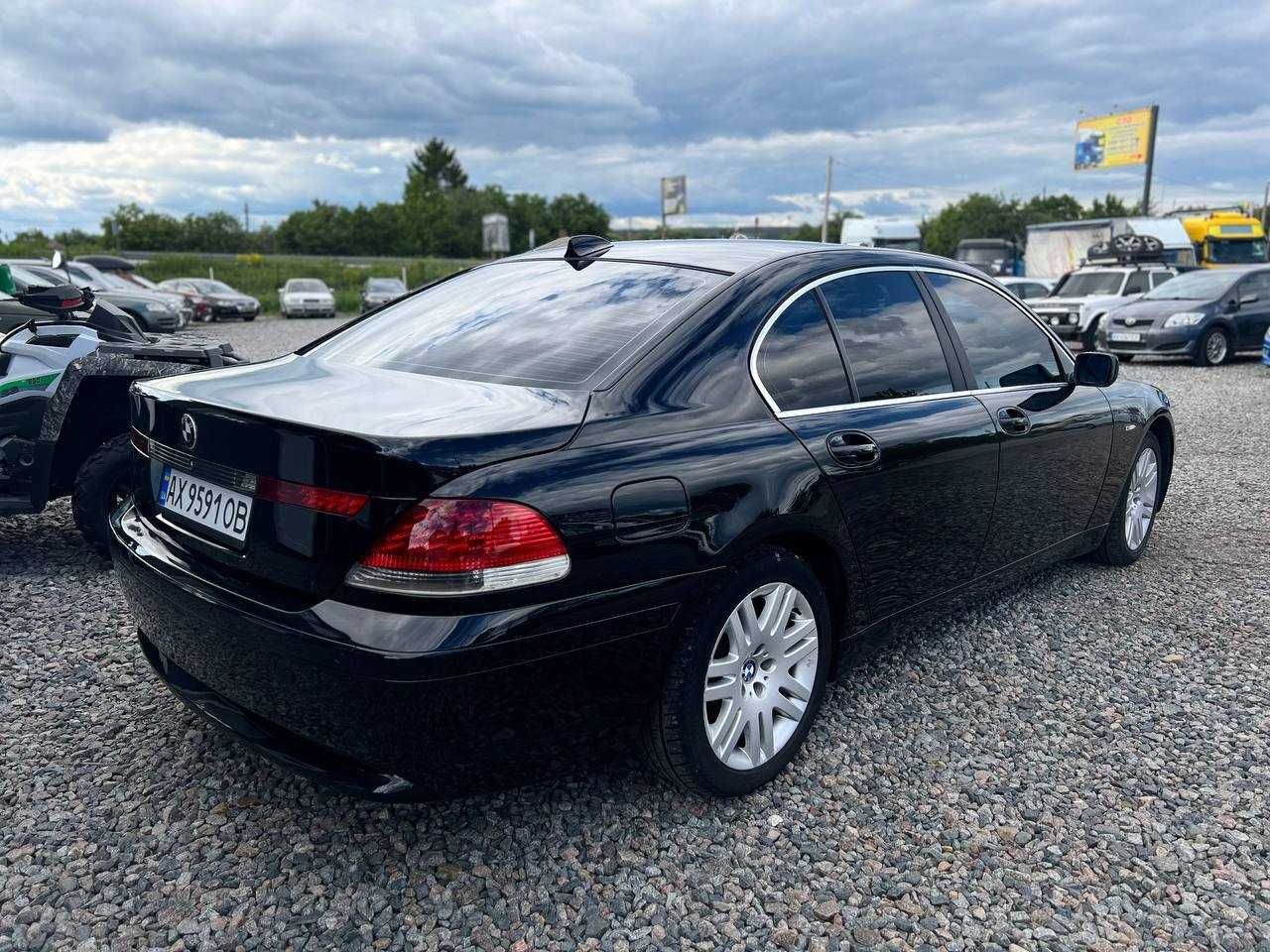 BMW 730d 2004 3.0 дизель