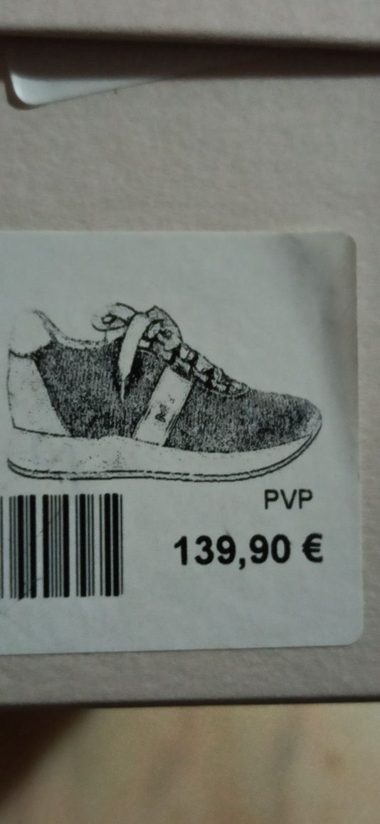 Sapatilha MLV Novas