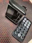 Transmiter bluetooth samochodowy z pilotem