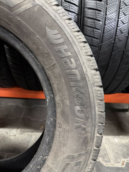 Шиии Резина Зима 215/65 R16c 109/107T Hankook Vantra ST AS2