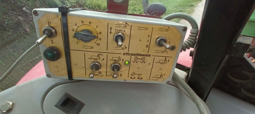 Rozrzutnik obornika Strautmann VS16