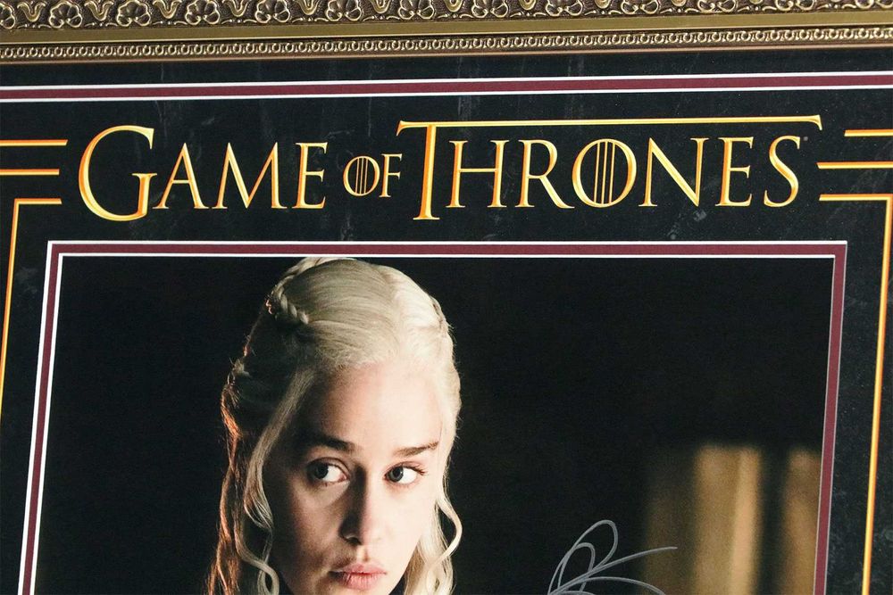 Emilia Clark autograf Gra o Tron piękna oprawa certyfikat