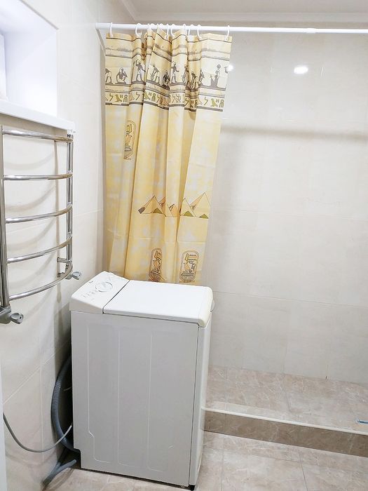 Оренда частини будинку в центральній частині міста