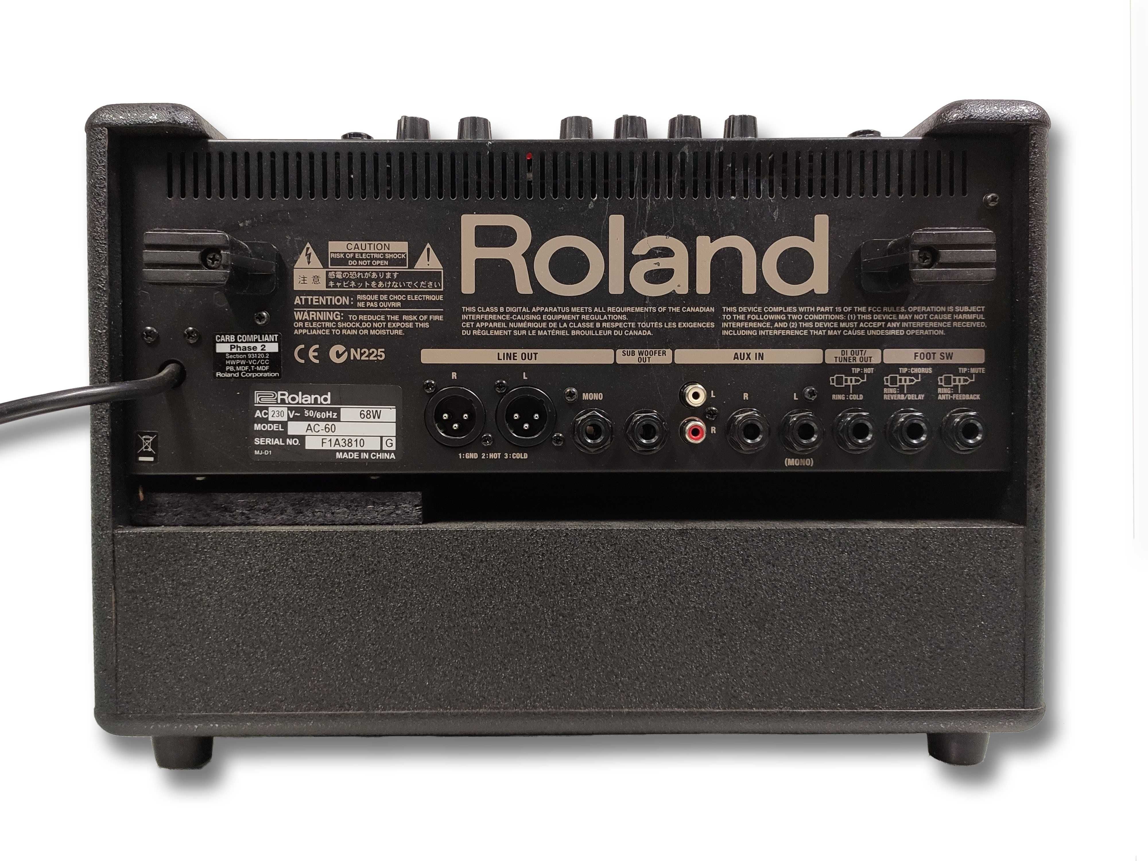 Roland AC-60 combo do instrumentów gitary akustycznej 60W + torba