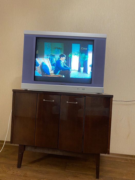 Телевізор старенький безкоштовно самовивіз Херсон