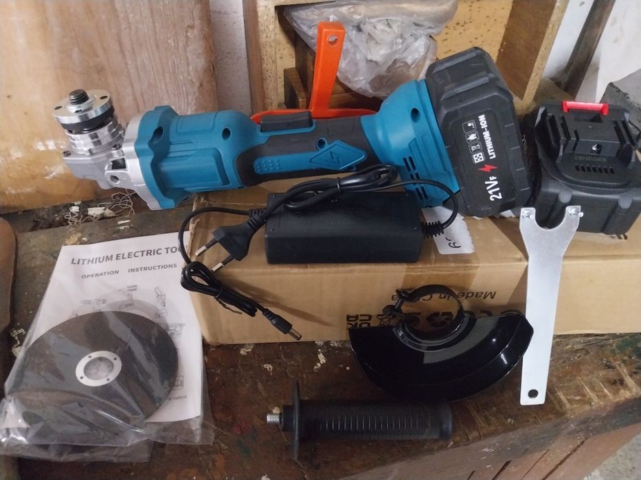 Vendo rebarbadora nova