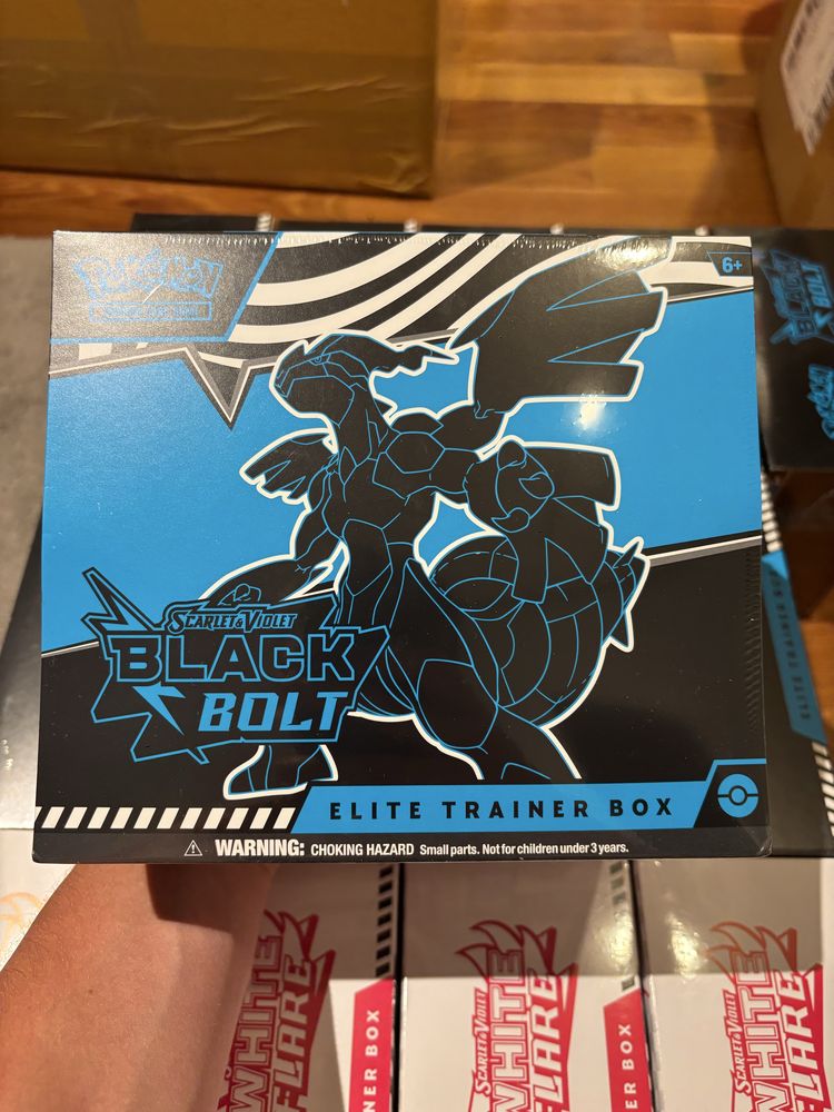 Pokemon black bolt elite trainer box x10
