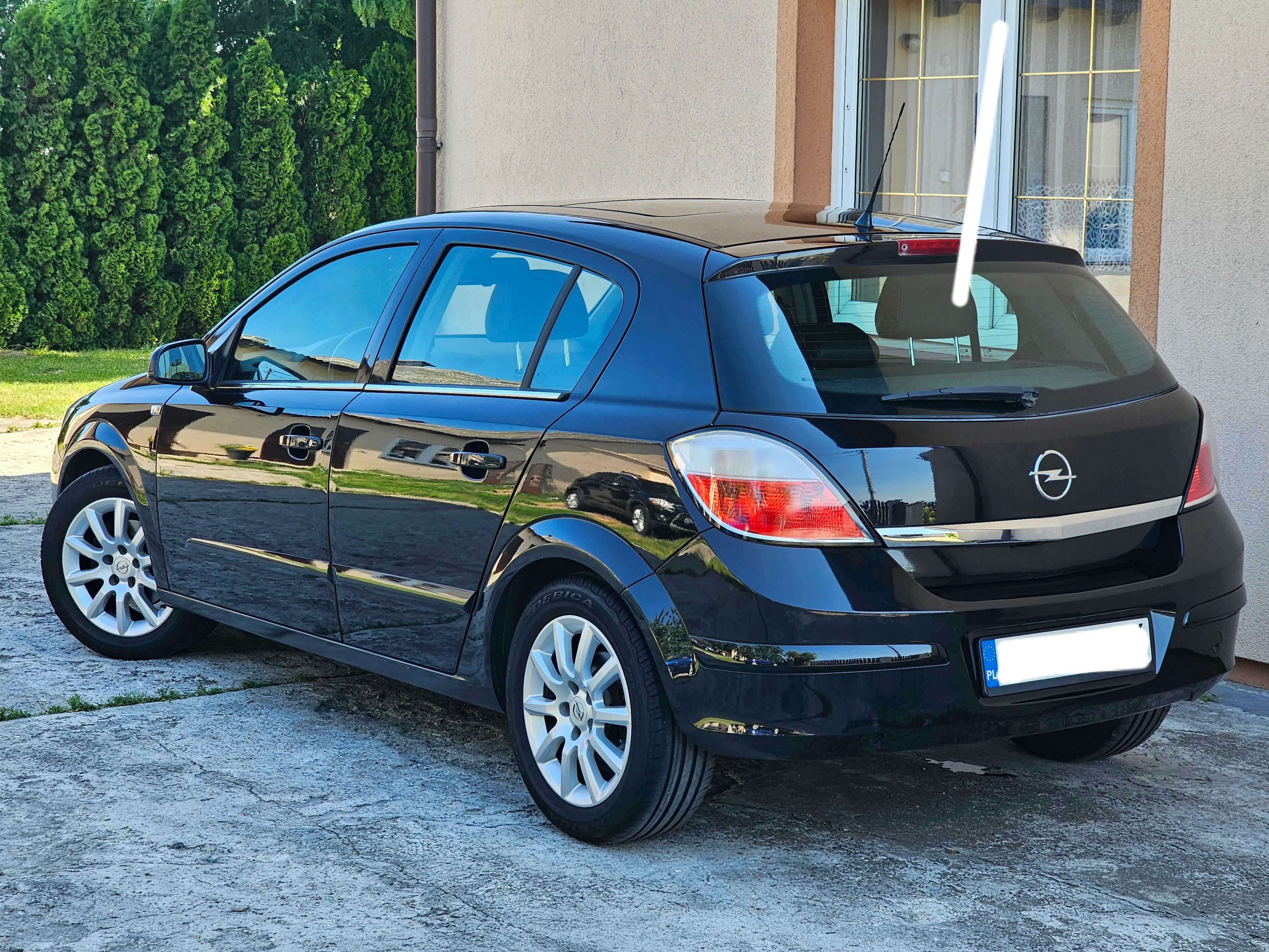 Bardzo Ładnay Opel Astra. 1,6 Benzyna, Klima, 199tys km. POLECAM