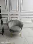 Sofa muszla plus fotel .