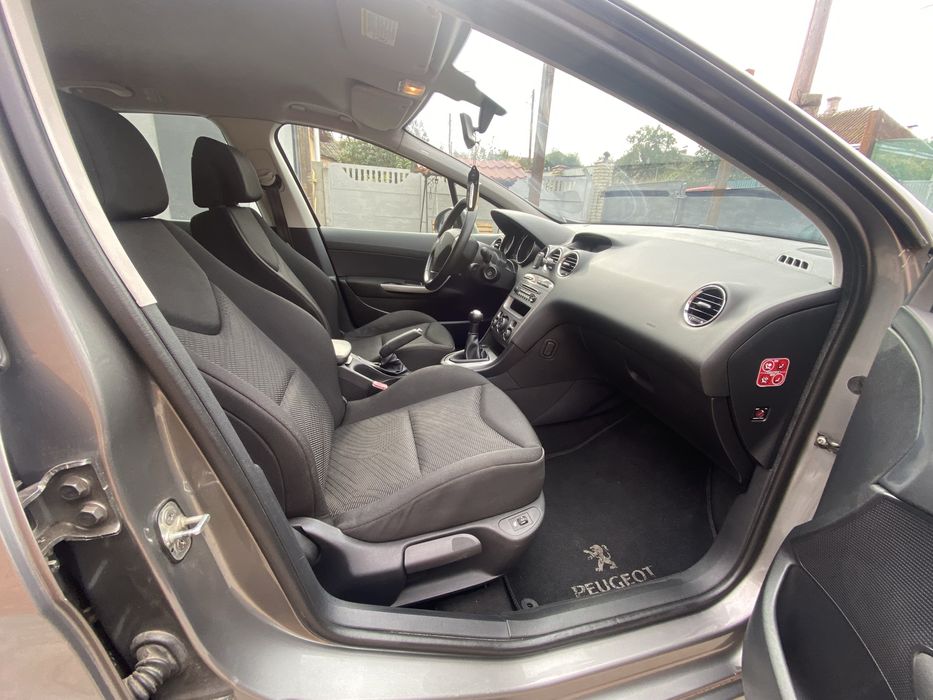 Продам Пежо 308